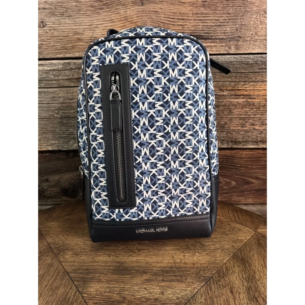 Michael Kors Cooper Utility Sling Pack Navy MK Logo Crossbody Bag 37T5LLAC2V NEW